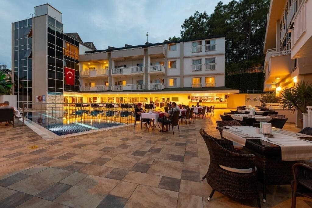 Zdjęcie Viking Express Hotel (ex. Viking Suite Hotel) 4*
