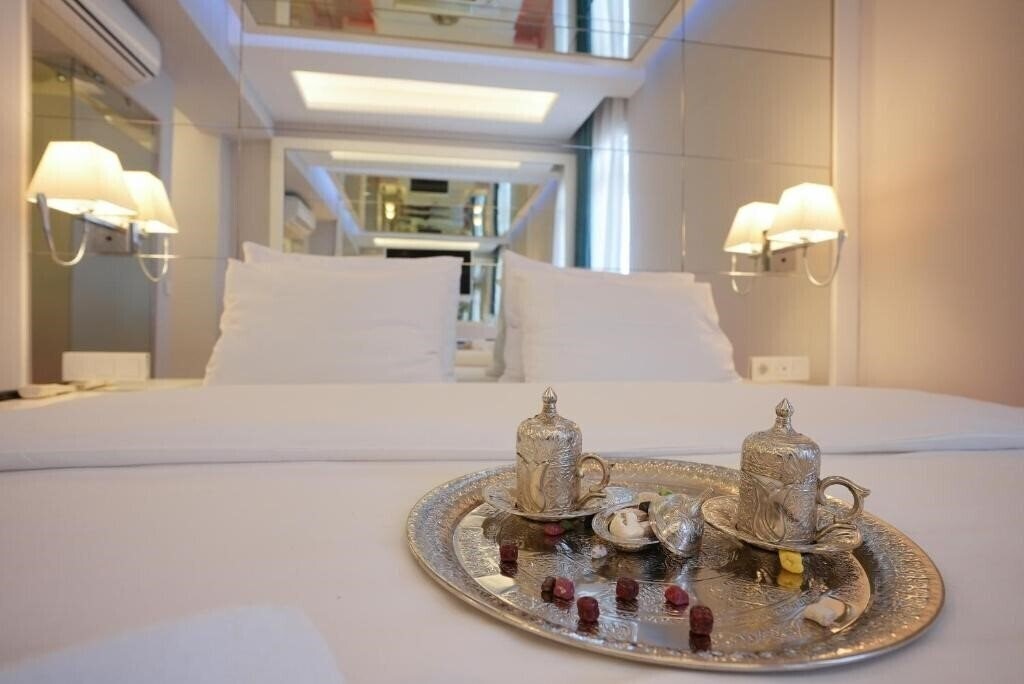 Фотография Nar 15 Hotel (ex. By Cemil Otel, Cekmen Hotel) 3*