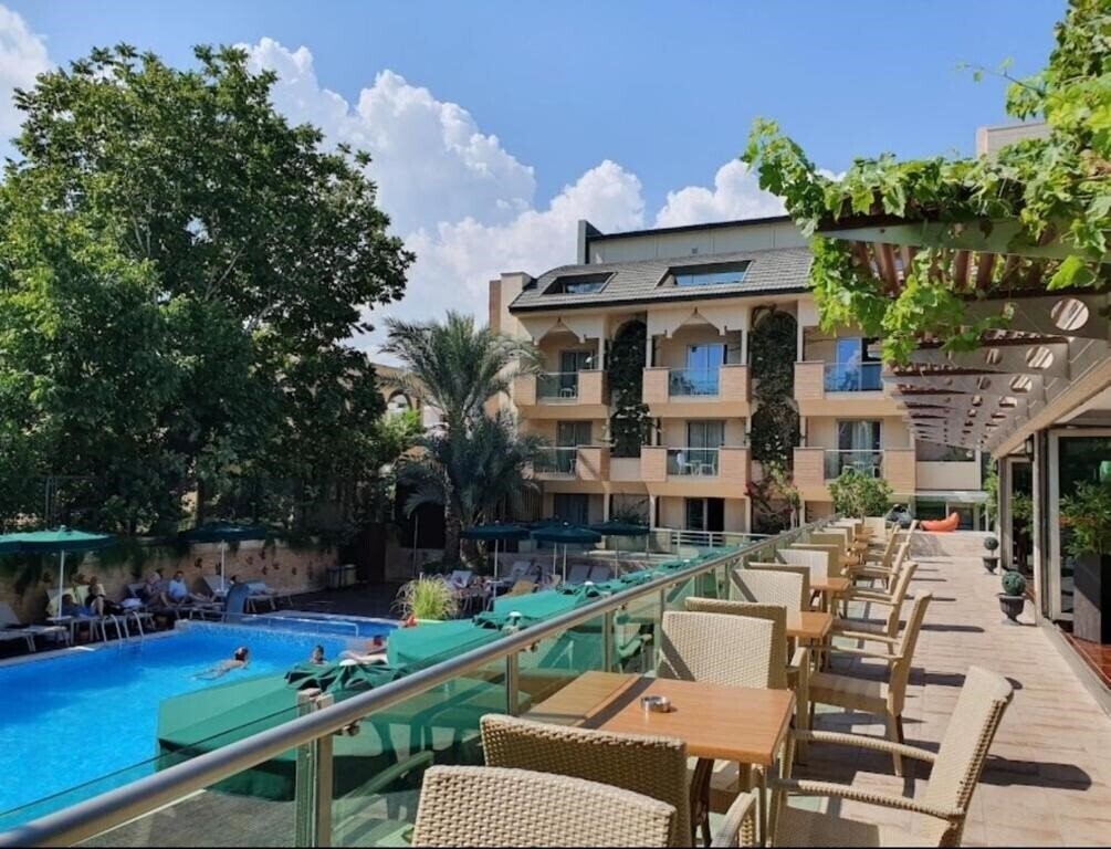 Zdjęcie City Hotel Ambassador 3*