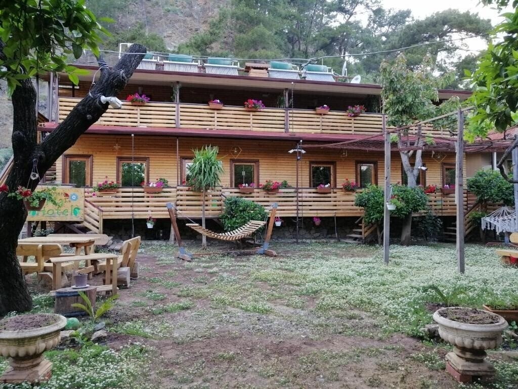 Готель Chimera Pia Hotel 3*