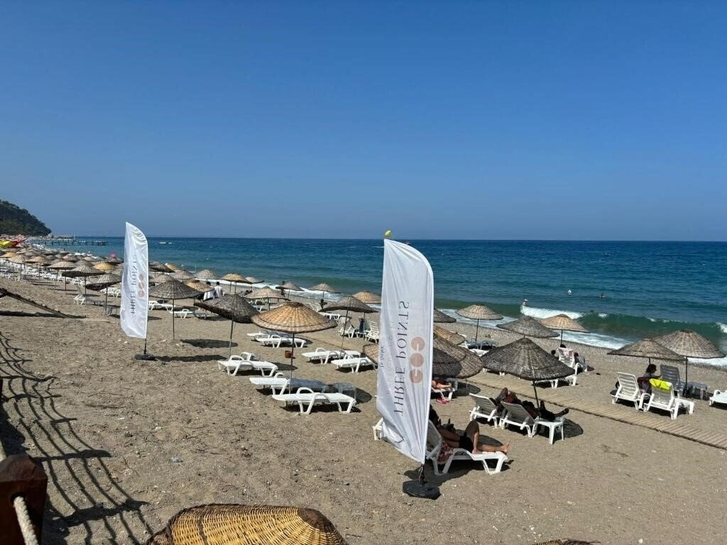 Zdjęcie Three Points Hotel 3*