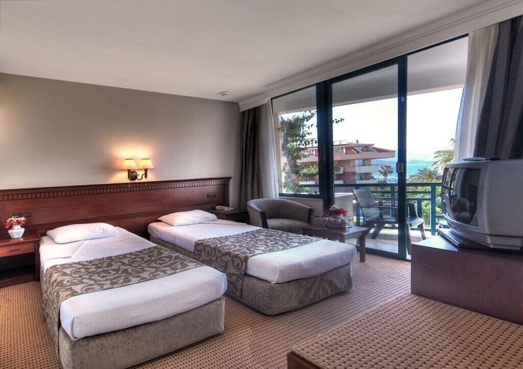 Zdjęcia Golden Lotus Hotel 4*