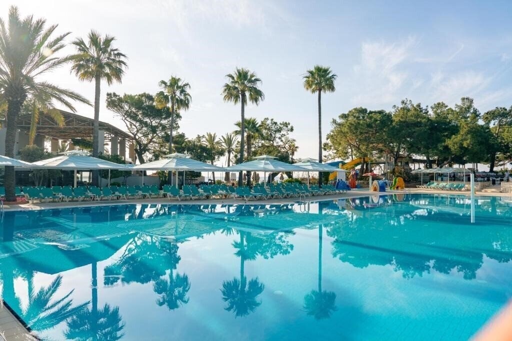 Фотографія Pirates Beach Club 5*