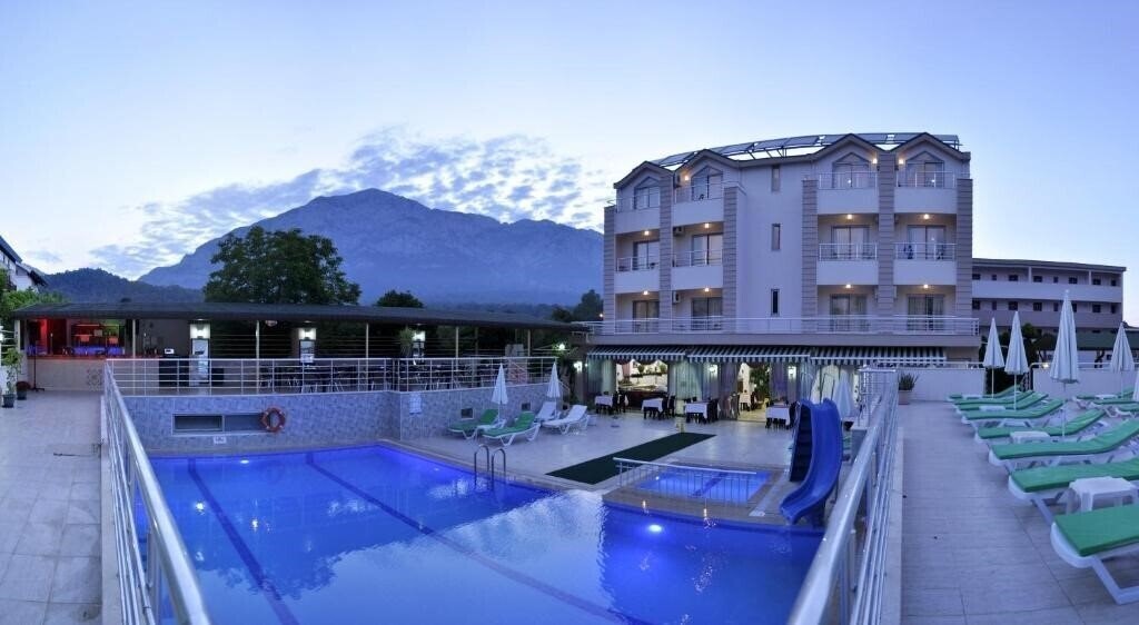 Zdjęcia Erkal Resort 4*