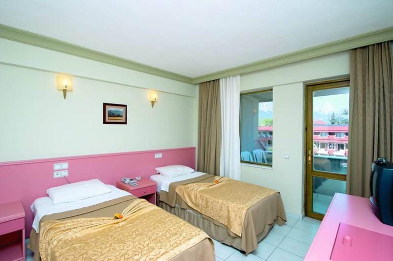 Zdjęcie Club Hotel Victoria 3*