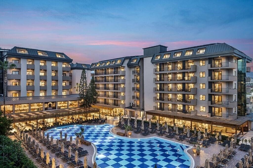 Hotel Kaia Coracseium (ex. Villa Sun Flower Beach) 4*