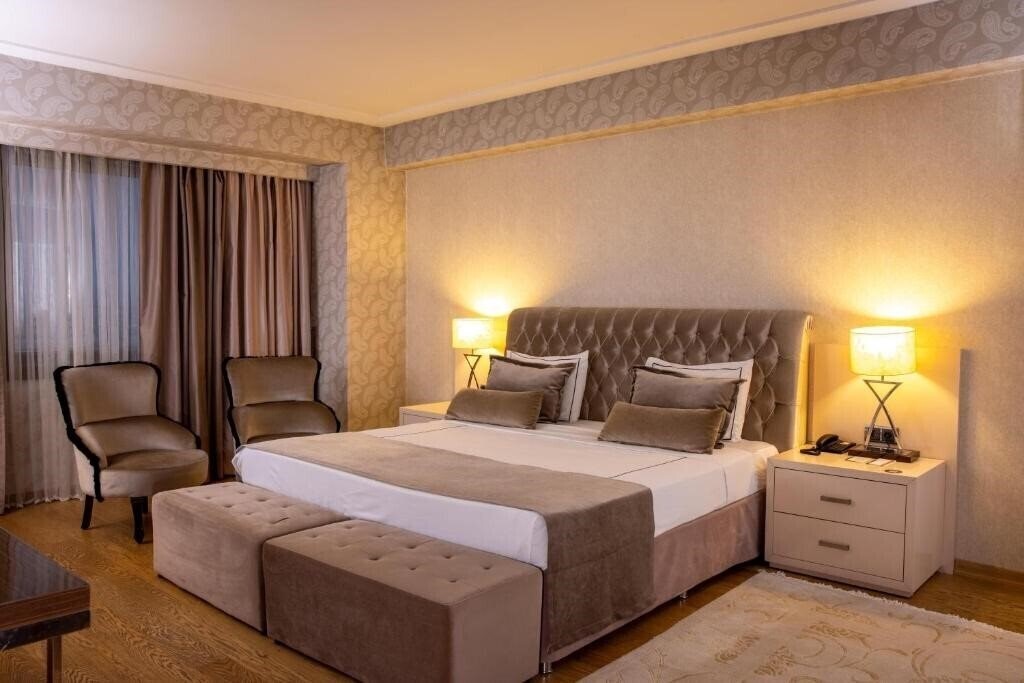 Hotel Anemon Konya 3*