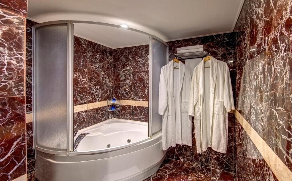 Фотография Bera Konya Otel (ex. Bera Konya Hotel, Bera Otel) 4*