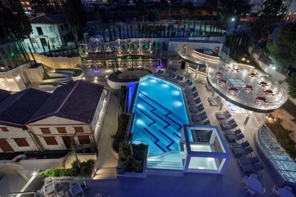 Zdjęcia Doubletree by Hilton Kusadasi 5*