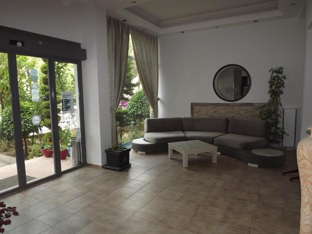 Zdjęcia Opus Apart 3*