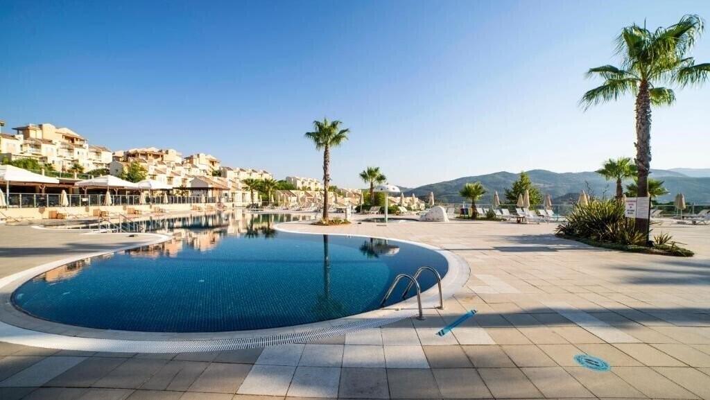 Изображение Unique Residence Hotel Golf & SPA (ex. Wyndham Residence Kusadasi Golf & SPA) 5*