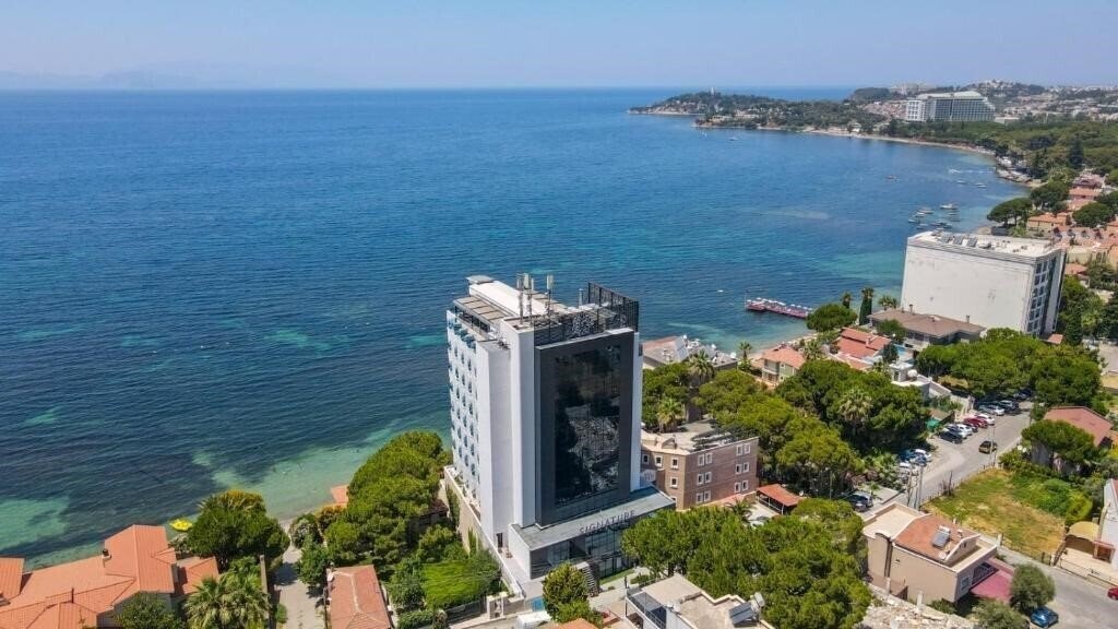 Готель Signature Blue Resort Kusadasi (ex. Grand Ozcelik) 5*