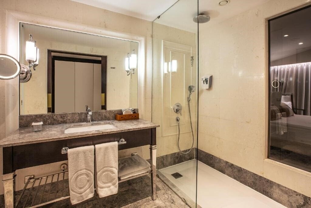 Zdjęcie Charisma De Luxe Hotel 5*