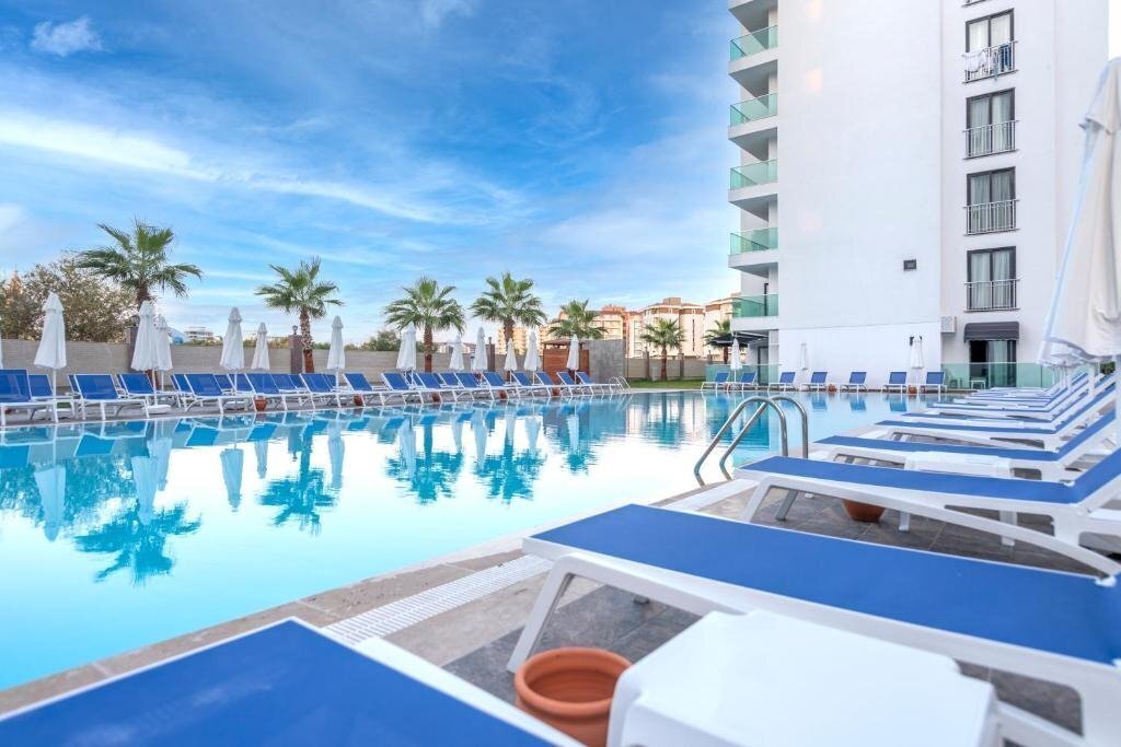 Hotel Lavia Hotels Lara (ex. Armas Lara) 4*