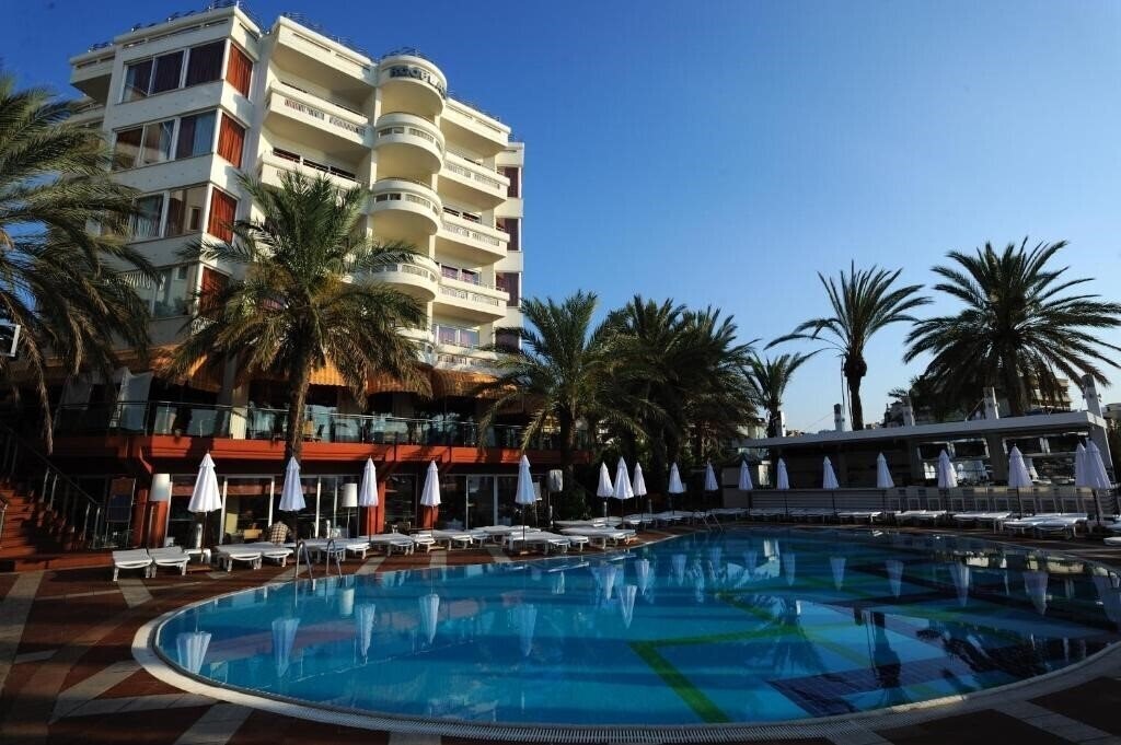 Hotel Elegance Hotels International 5*
