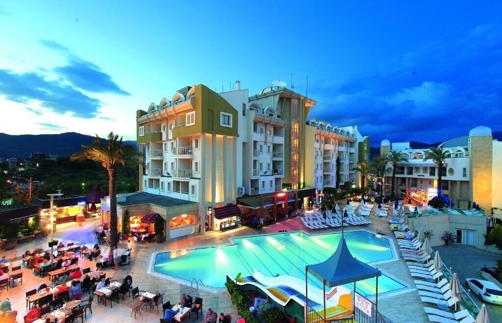 Hotel Grand Cettia Hotel 5*