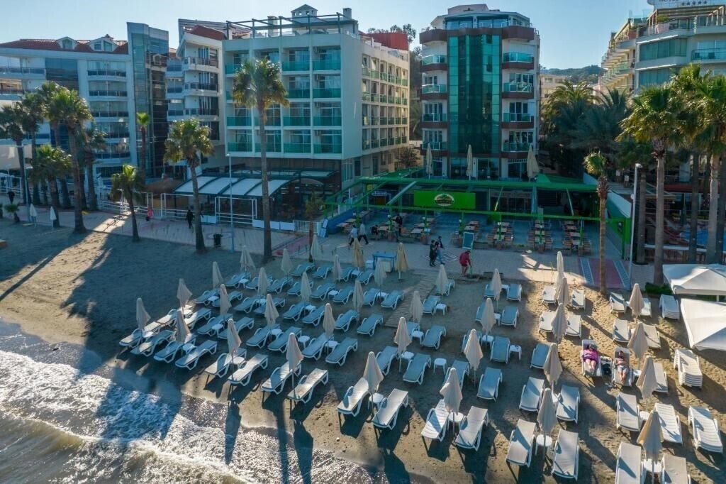 Готель Yuvam Hotel 3*