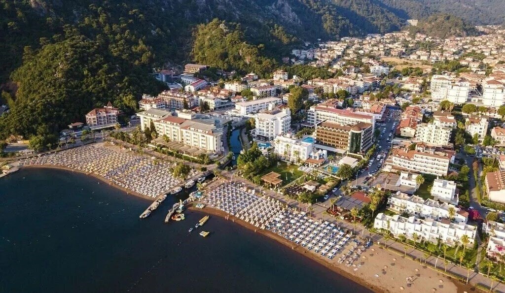 Hotel Club Munamar Beach Resort 4*
