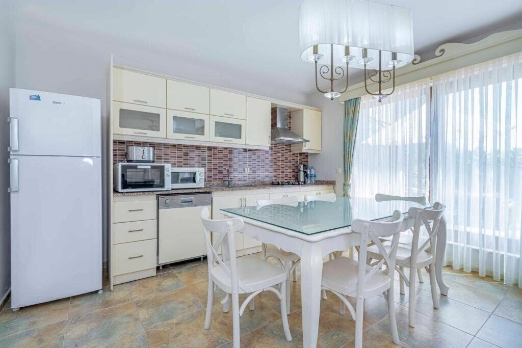 Zdjęcie Alya Villa Boutique Otel 3*