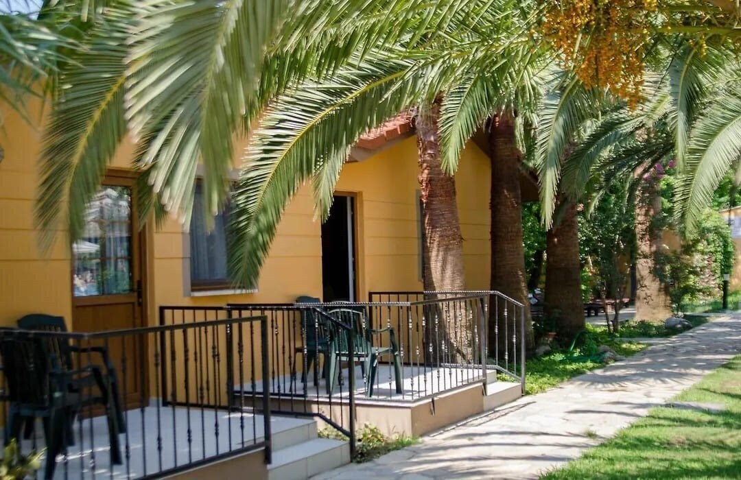 Зображення Holiday Calbis 3*