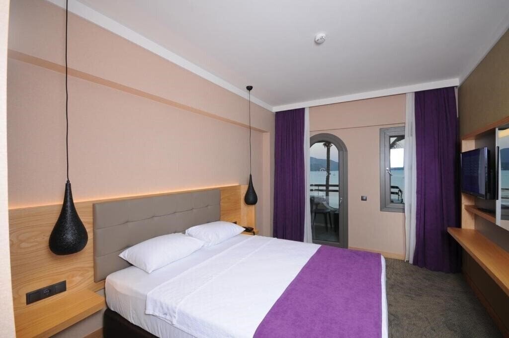 Zdjęcie Candan City Beach Hotel 3*