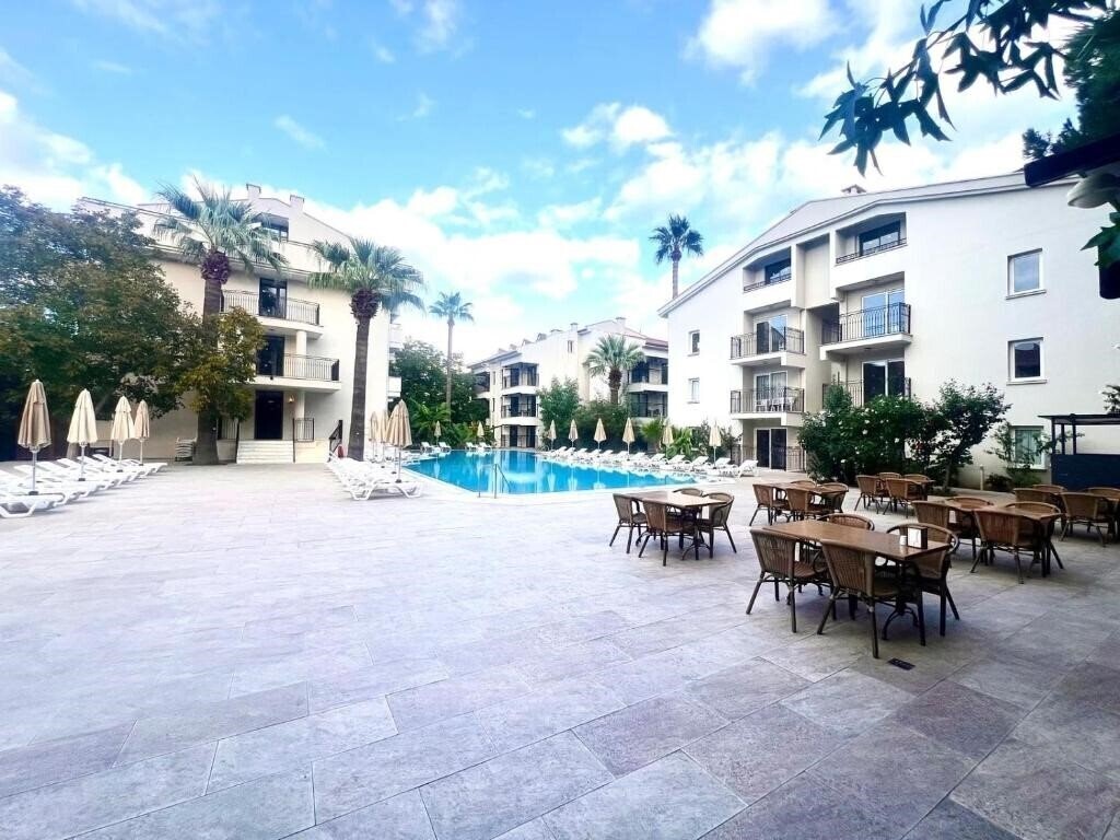 Hotel Club Palm Garden Keskin Apart Hotel 3*