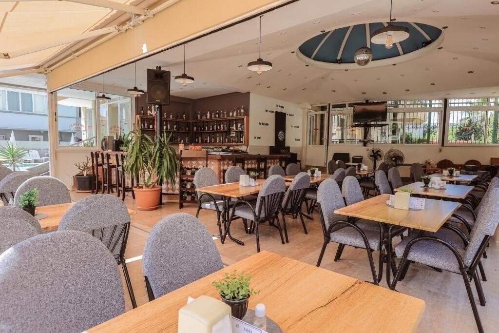 Zdjęcie Liman Apart Hotel 3*