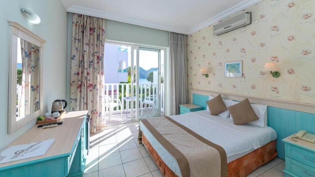 Фотографія Contess by Faros Hotel (ex. Kontes Beach) 3*