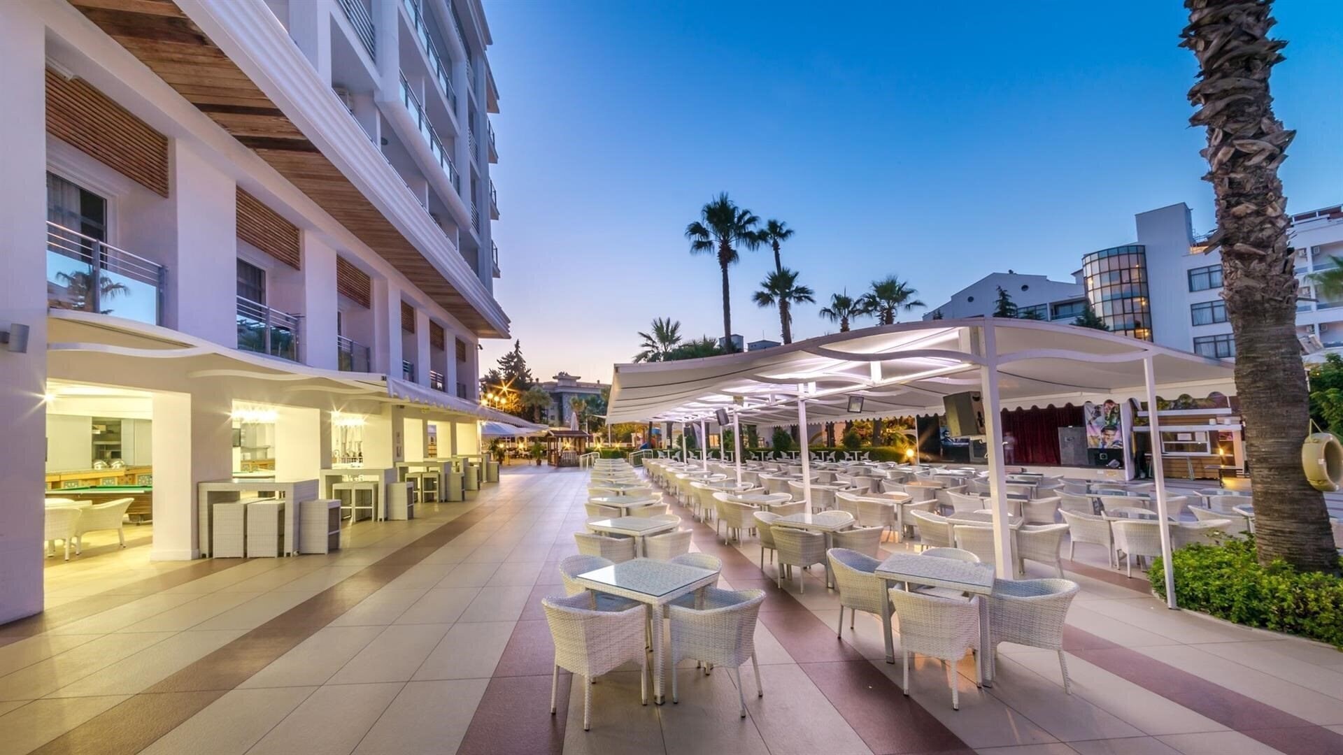 Obraz Hotel Grand Ideal Premium (ex. PD Hotels Premium, Grand Ideal Hotel, Sun Connect Ideal Premium) 5*