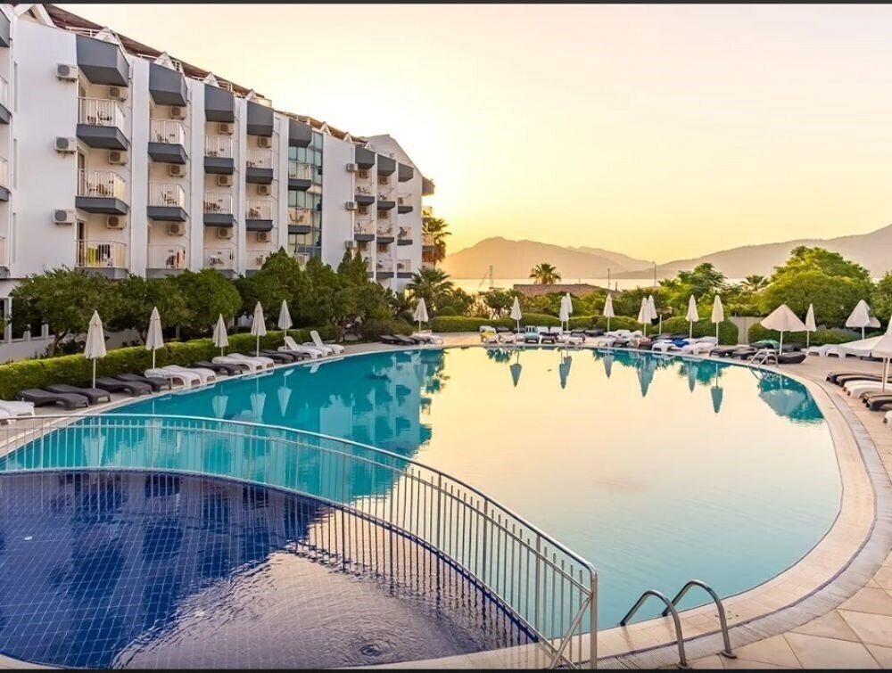 Зображення Caprice Beach Hotel (ex. Luna Beach Deluxe Hotel ) 4*