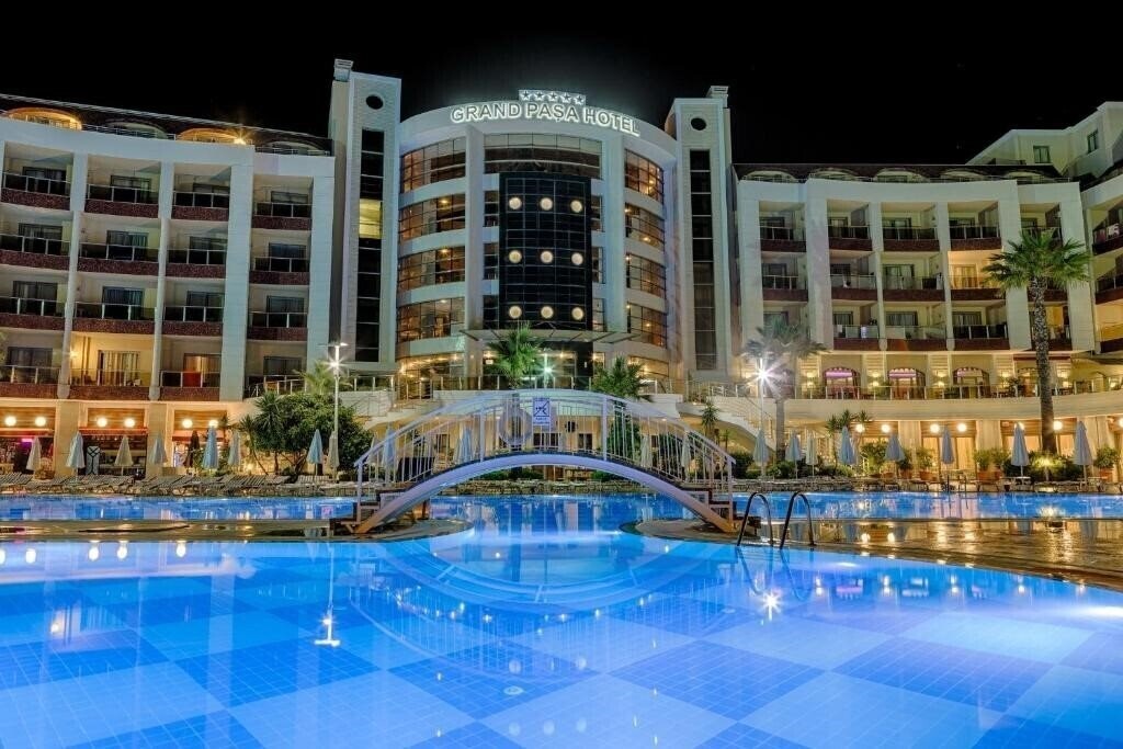 Готель Grand Pasa Hotel 5*