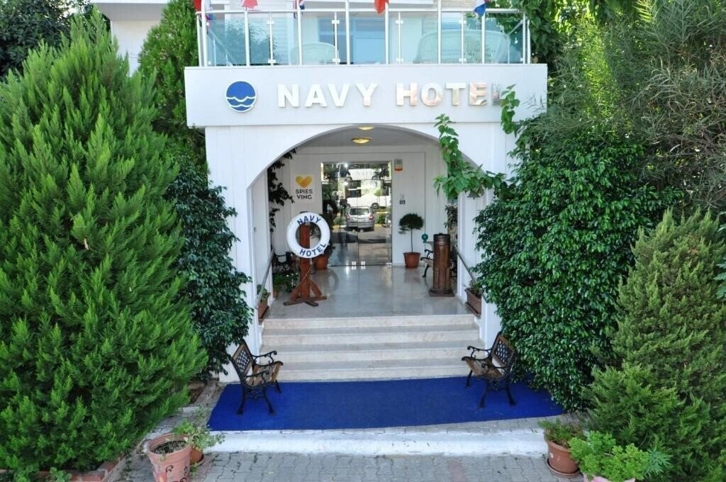 Hotel Navy Hotel 3*