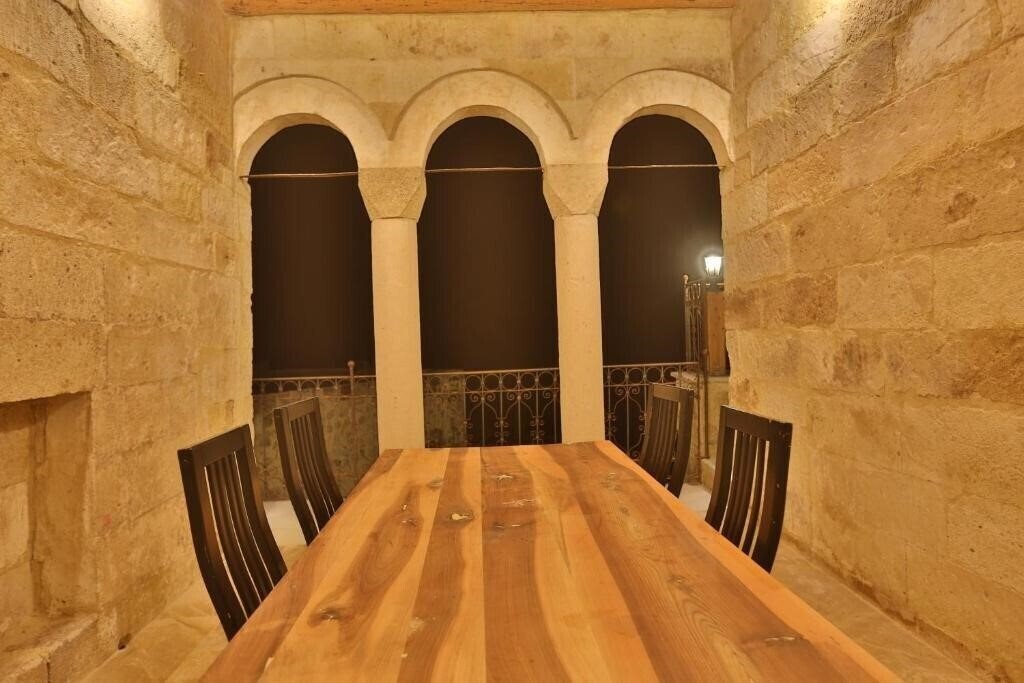 Изображение Abu Hayat Cave Suites S-Class 3*