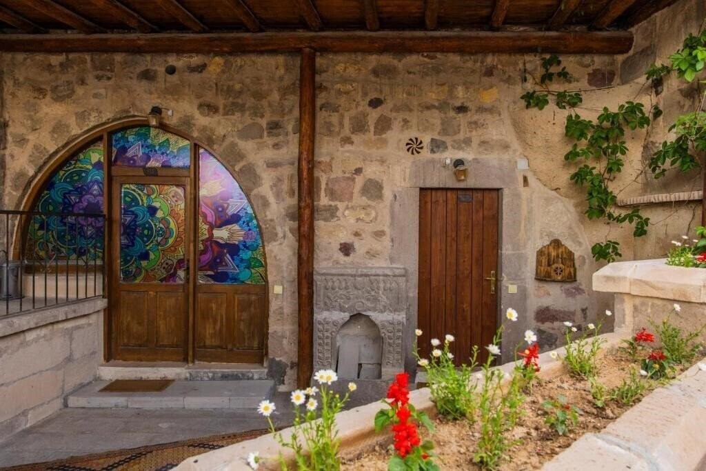 Фотографія Carmin Cave Hotel (ex. Lava Cappadocia Cave Hotel) 3*