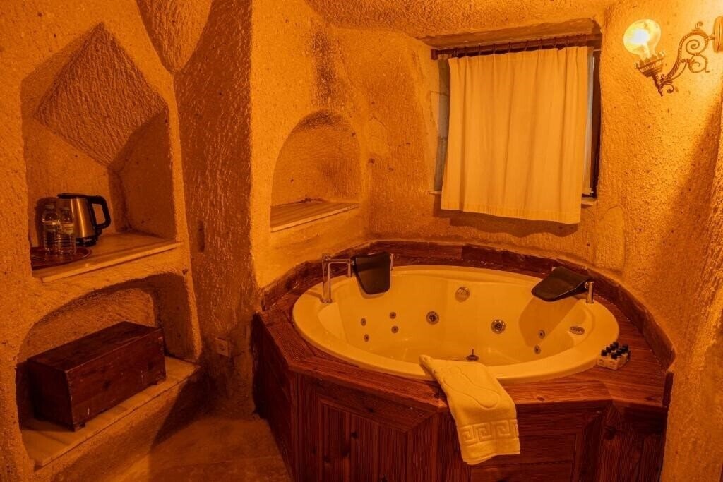 Фото Carmin Cave Hotel (ex. Lava Cappadocia Cave Hotel) 3*
