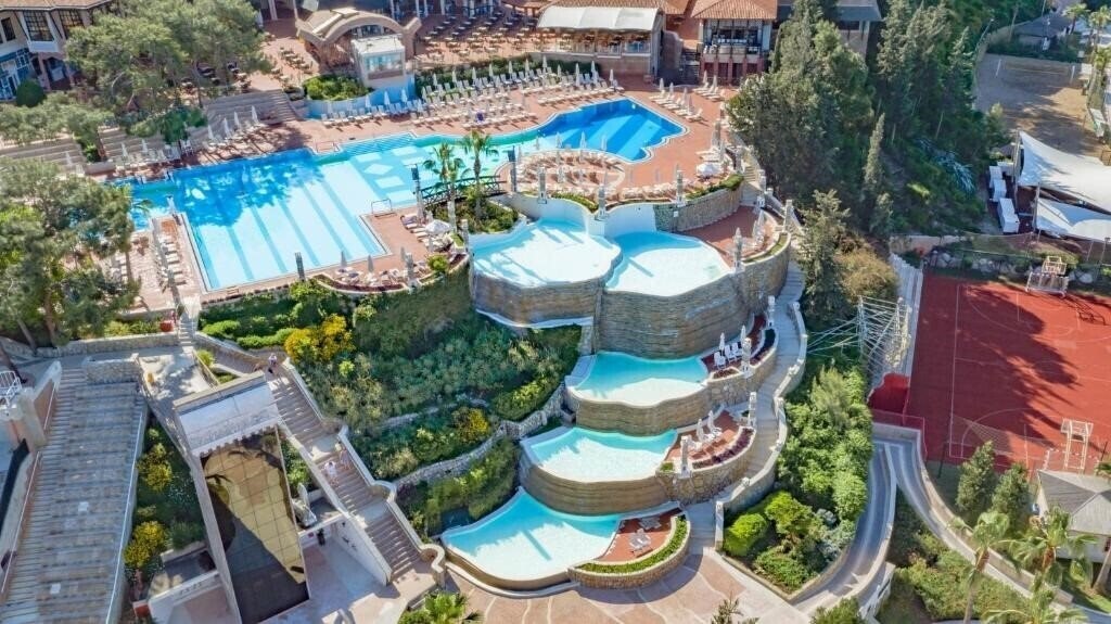 Zdjęcie Liberty Hotels Lykia Family (ex. Liberty Hotels Lykia World, Lykia Oludeniz Village) 5*