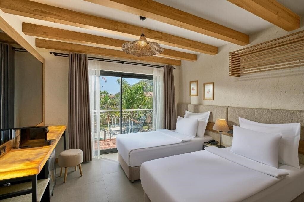 Фото La Boutique Maya 3*