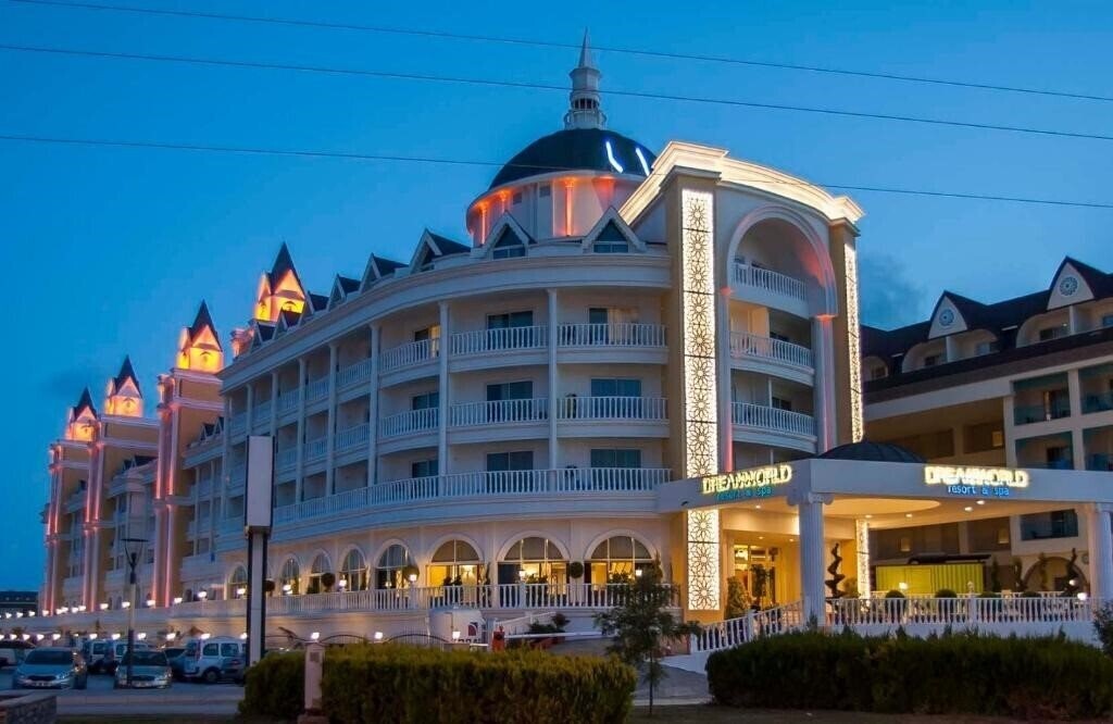 Hotel Dream World Resort & SPA 5*