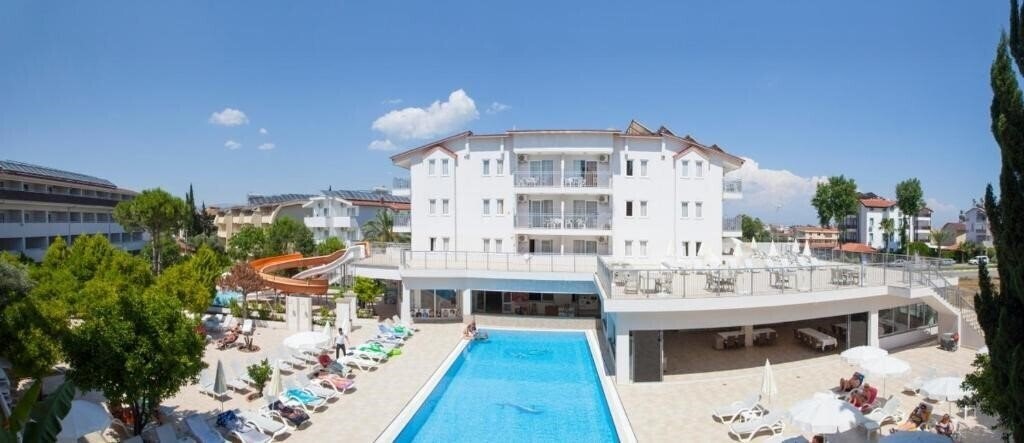 Фотографія Cats Garden Hotel 3*