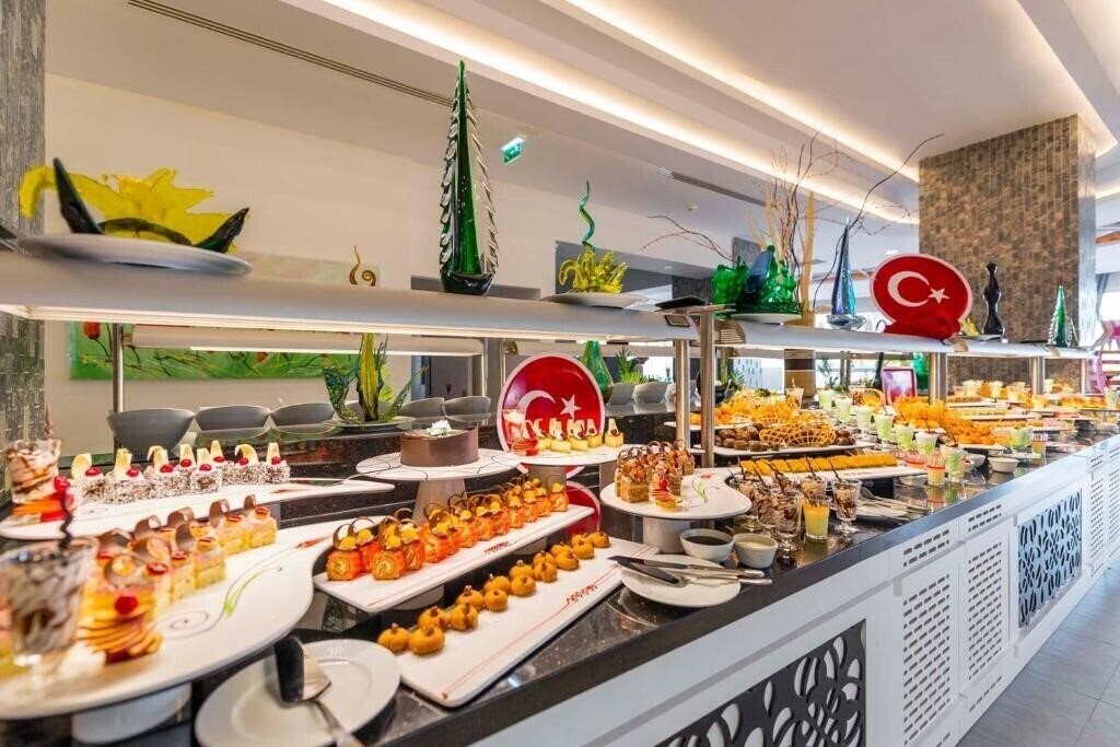 Zdjęcie Dream World Hill 5*