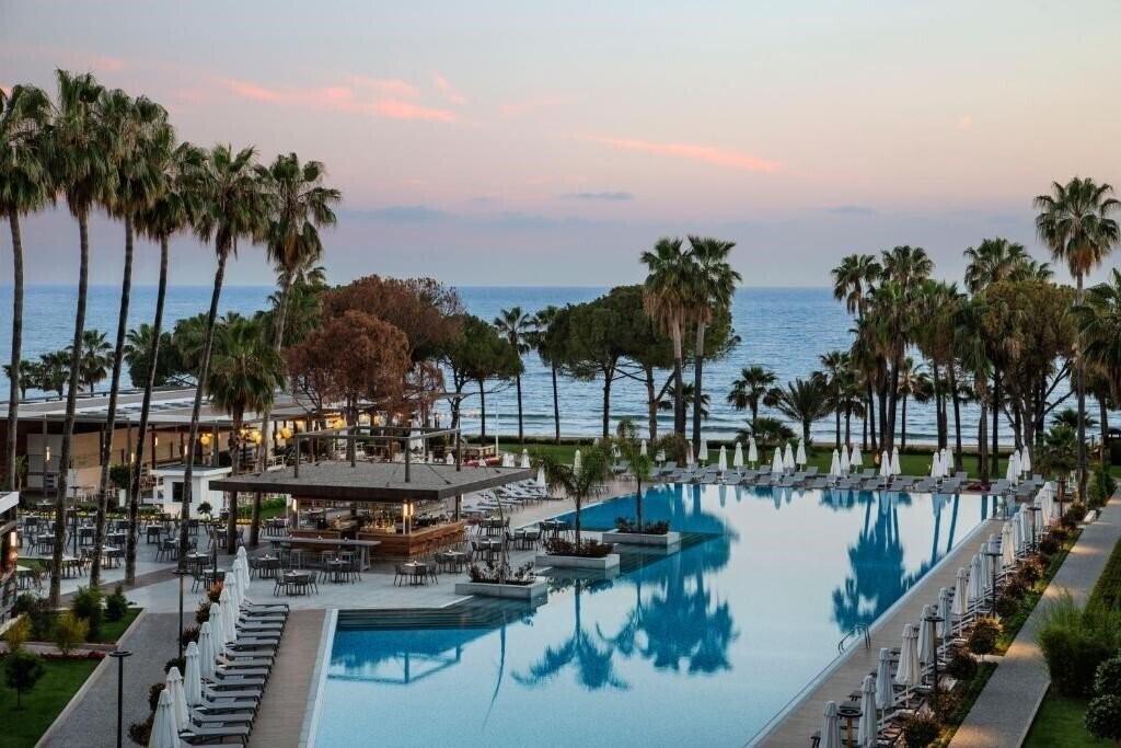 Готель Acanthus & Cennet Barut Collection 5*