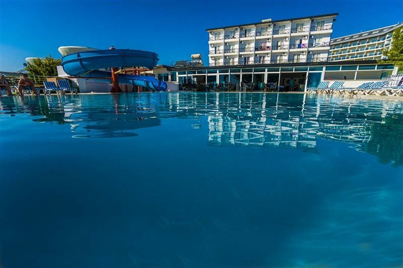 Фотографія Avalon Beach Hotel 4*