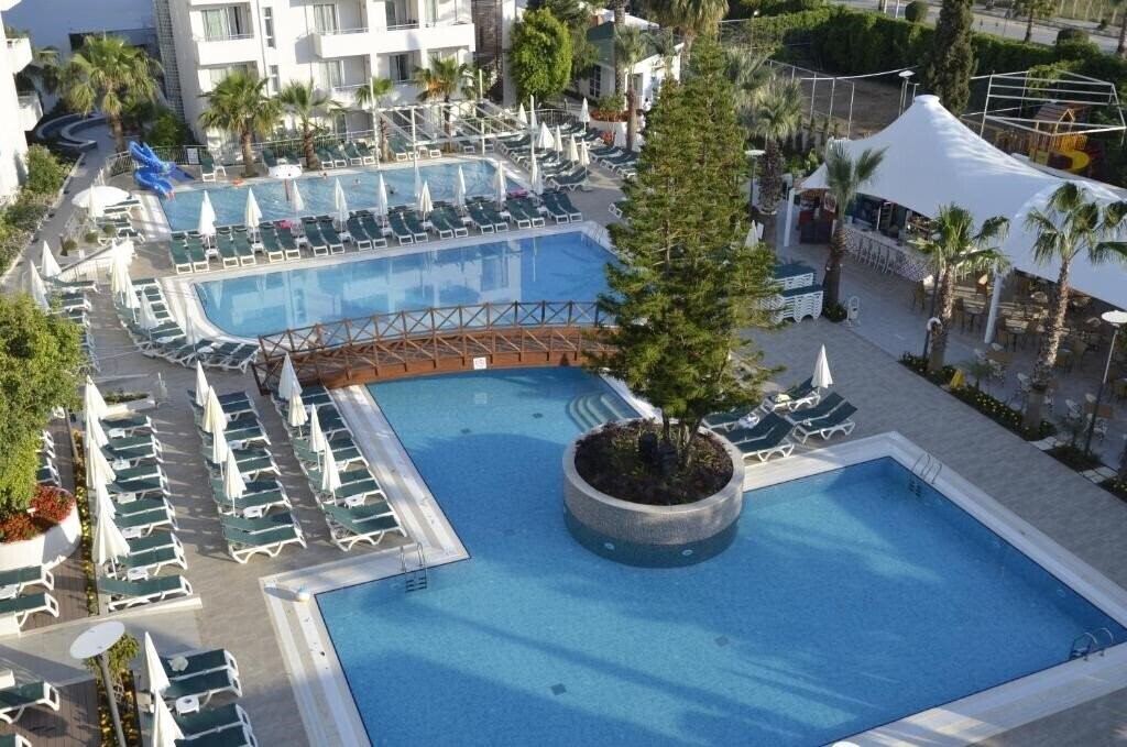 Zdjęcie Calimera Side Resort 5*