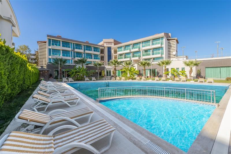 Фото Lowe Hotel 3*