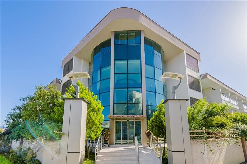 Фотографія Lowe Hotel 3*