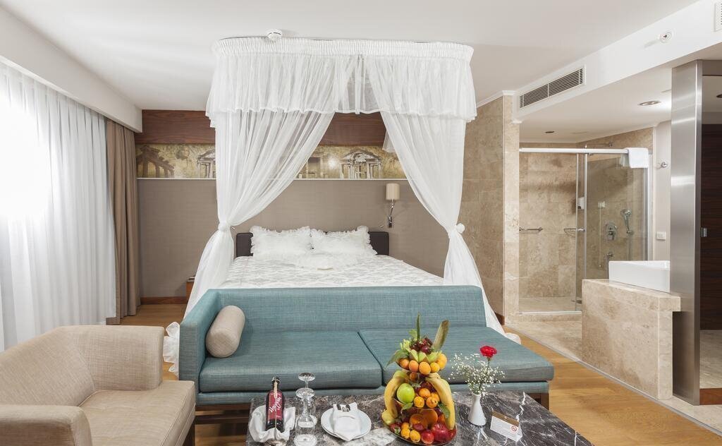 Zdjęcia Commodore Elite Suites & Spa 5*