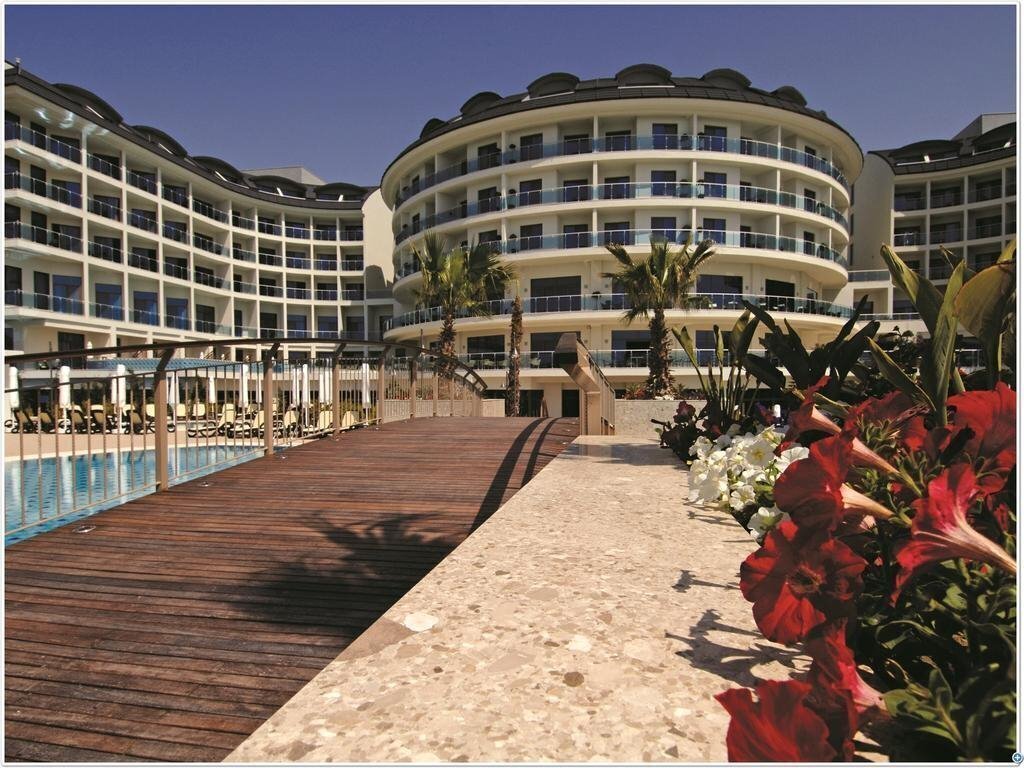 Zdjęcie Commodore Elite Suites & Spa 5*