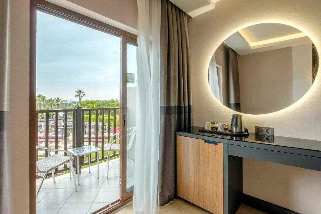 Фотографія Alba Resort Hotel 5*