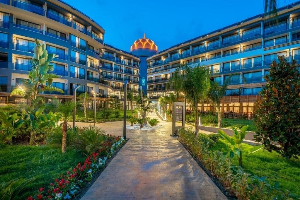 Zdjęcia Arnor De Luxe Hotel & SPA 5*