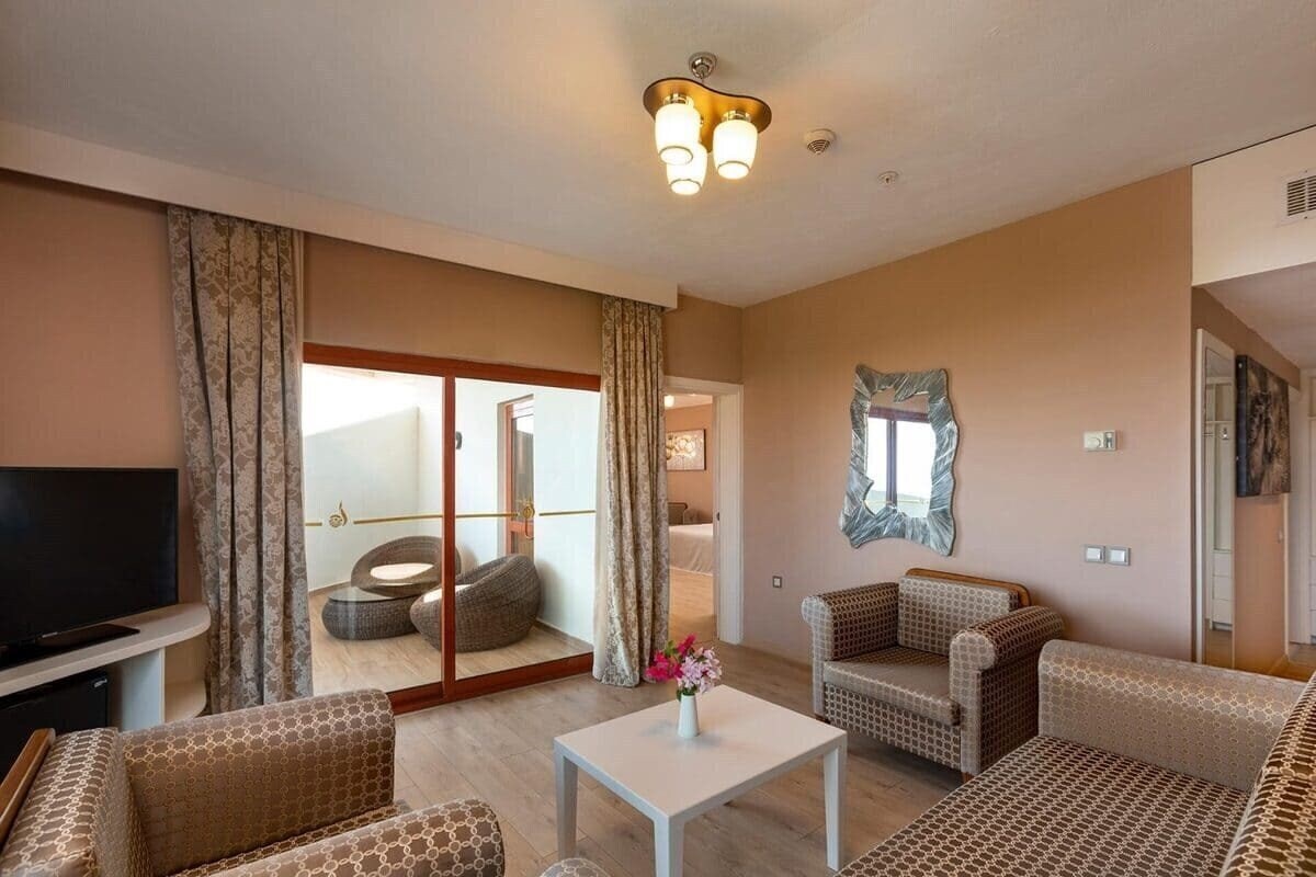 Zdjęcie Defne Garden 4*